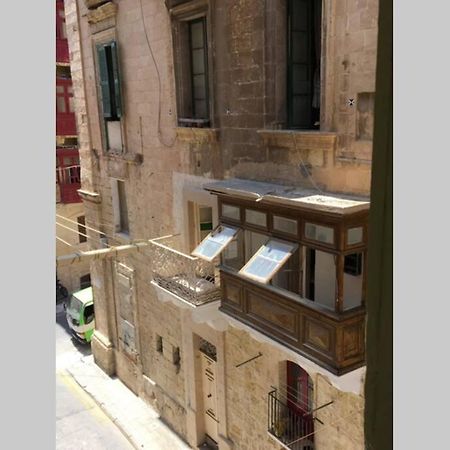 St Nicholas バレッタ エクステリア 写真